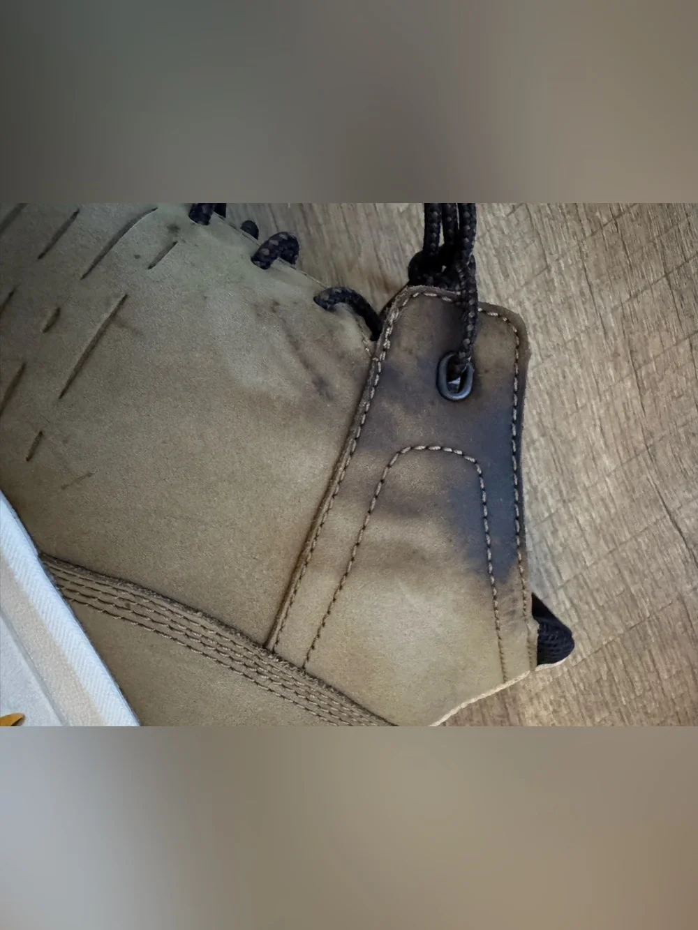 Timberland Men's Black/Tan Graydon Chukka Boots (7.5)